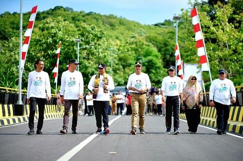 Bahtiar Baharuddin Resmikan Jembatan Akbar Parepare