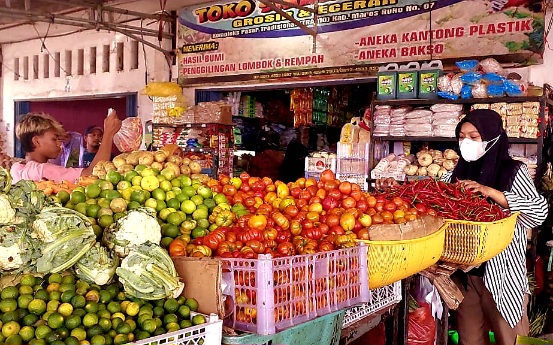 Harga Cabai Merah di Maros, Tembus Rp70 Per Kilogram   
