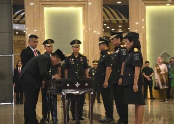 Dukung Penuh Asta Cita, Menteri Hukum Lantik 11 Pimpinan Baru