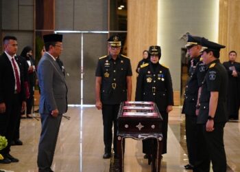 Kakanwil dan Kadivyankum HAM Kanwil Kemenkumham Sulsel Resmi Dilantik Sebagai Pejabat di Kementerian Hukum