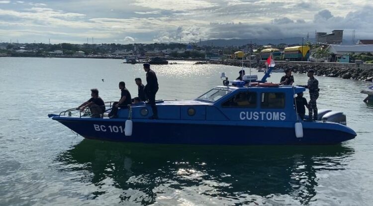Jelang Natal Dan Tahun Baru, Bea Cukai Parepare Laksanakan Patroli Laut Bersama