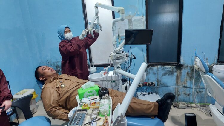 Lahir di Februari, Bupati Maros Ikuti CKG