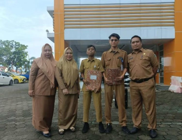 RSUD Andi Makkasau Berikan Penghargaan Inovasi Terbaik kepada Karyawan