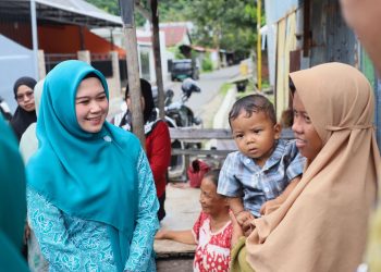 Ketua TP PKK Parepare Serahkan Bantuan untuk Balita Terindikasi Stunting