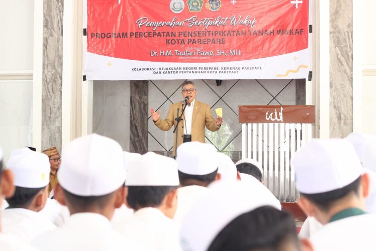 Didepan Santri Subdatul Asrar NU, Taufan Pawe : Santri Itu Serba Bisa