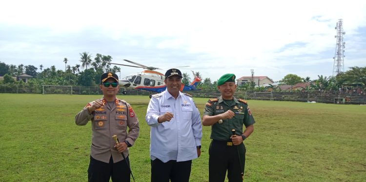 Bupati Maros Bersama TNI-POLRI Pantau Cuaca Lewat Udara 