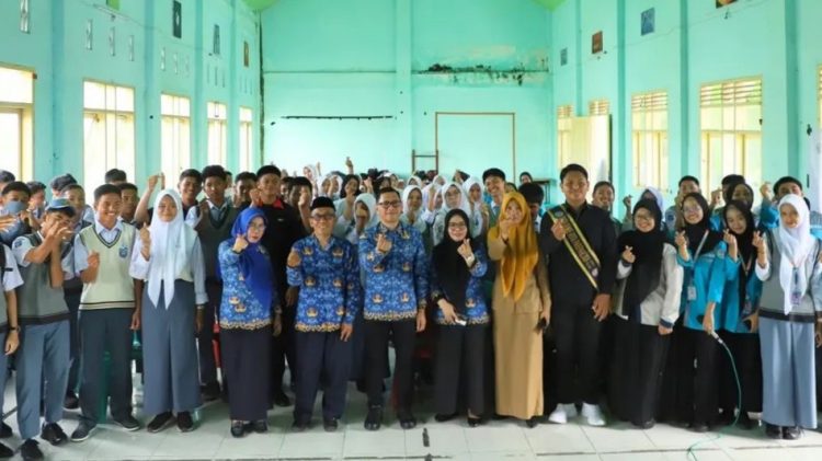 PIK-R Smansa Care Sukses Gelar Talk Show Anti Perundungan, Hadirkan Kadis DPPKB Parepare