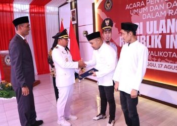 Wali Kota Tasming Hamid Serahkan Remisi HUT RI ke-80 di Lapas Parepare