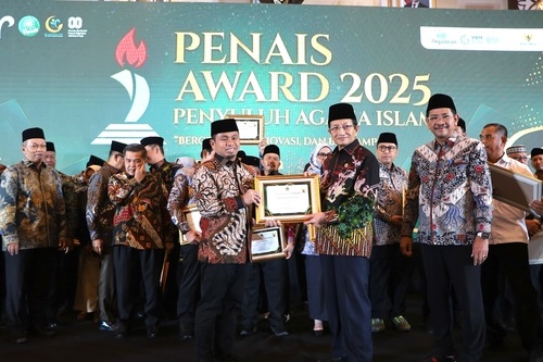 Wali Kota Parepare Tasming Hamid Raih Penghargaan PENAIS Award 2025 dari Kementerian Agama