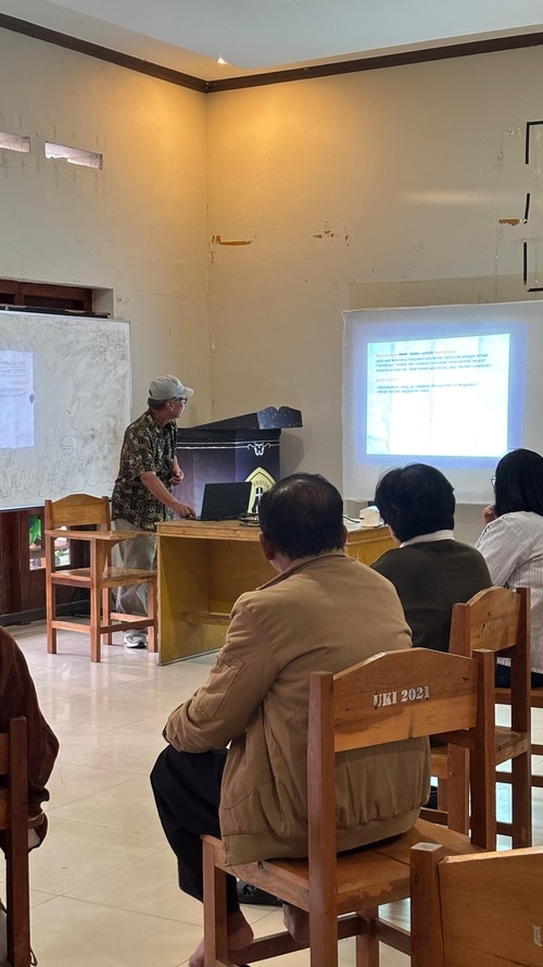 Membangun Komunitas yang Berdaya Guna